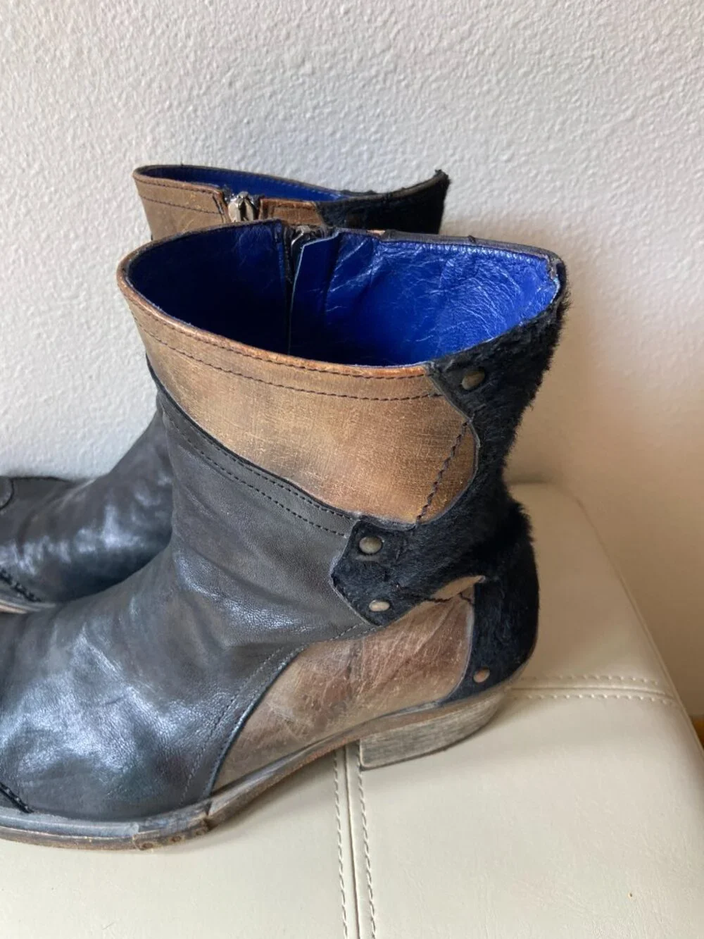 Mark Nason unique pair
